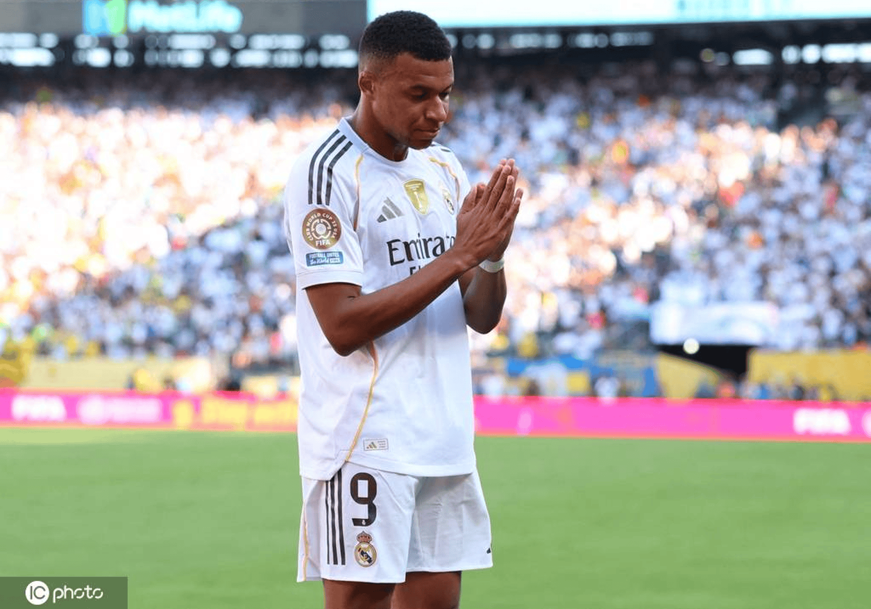 开云体育-姆巴佩焦点对战，哈登与30激战瑞士队分钟，表现优异胜负难料！-开云体育