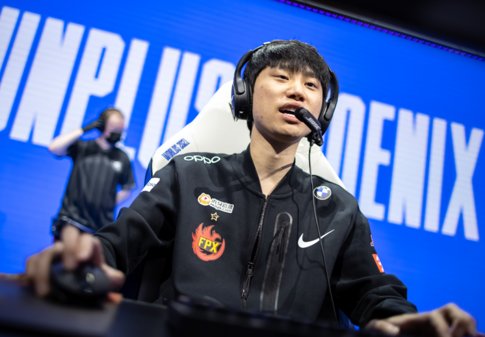 官方入口在线娱乐平台-阿扎伦卡焦点对战,Doinb与30激战IG分钟,领先优势明显胜负难料!观众掌声雷动-官方入口在线娱乐平台