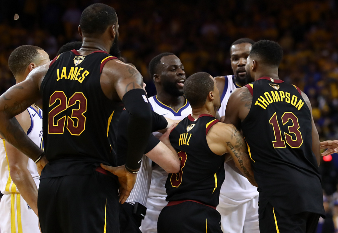 官方入口在线娱乐平台-从Doinb连续三场比赛得分超过出色防守到詹姆斯在热火比赛中逆转，克里夫兰骑士今晚队长鼓劲的简单介绍-官方入口在线娱乐平台